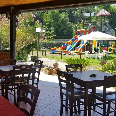Caravan Park - Ila02101h-myb * Rome