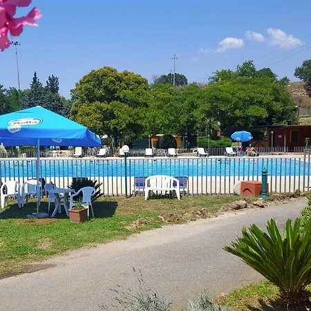 Caravan Park - Ila02101h-myb Rome
